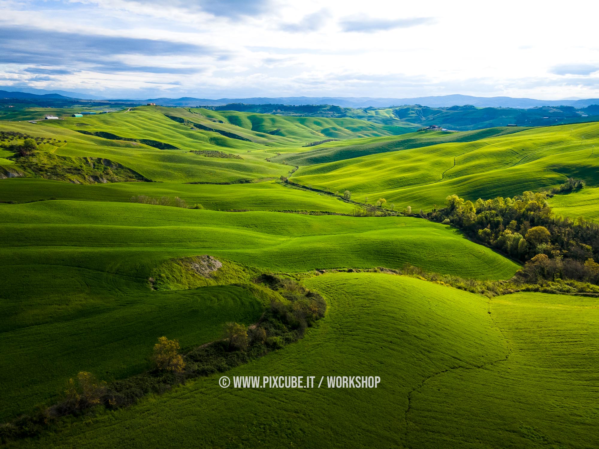 Viaggio Fotografico e Workshop nelle CRETE SENESI
