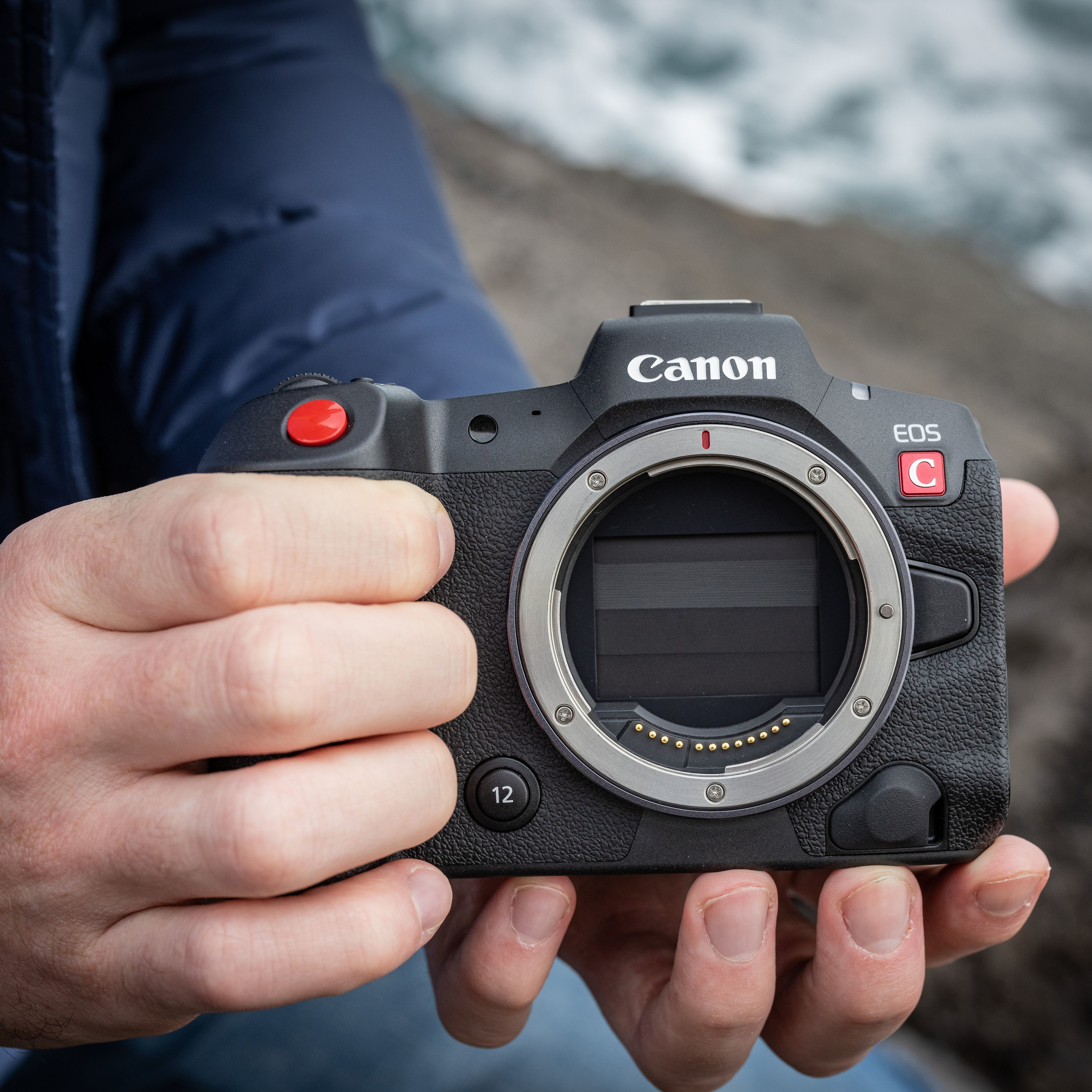 CANON EOS R5 C CORPO