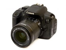CANON EOS 700D CON 18-55/3,5-5,6 IS STM