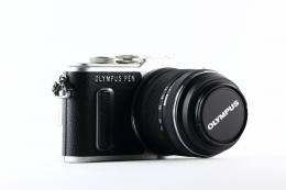 OLYMPUS PEN E-PL8 + OB.ZUIKO 14-42 F 3.5-5.6 R II