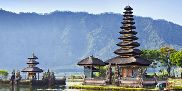 Workshop fotografico in Indonesia con Luca Bracali