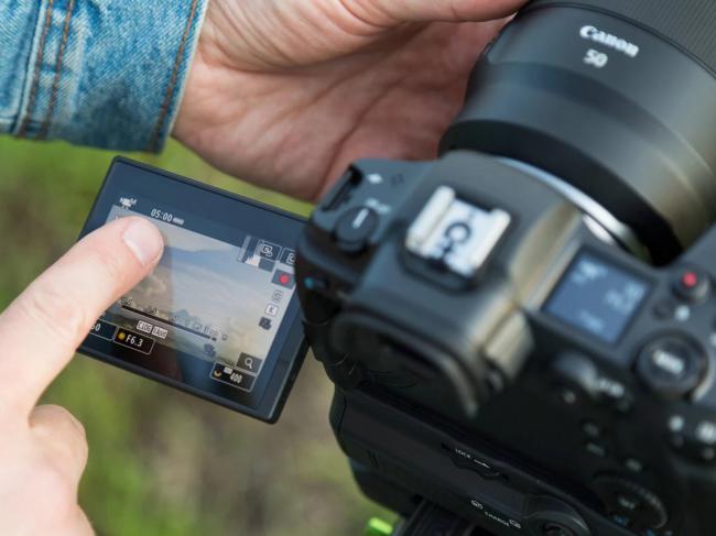 Canon R5 Mirrorless Compact Digital Camera